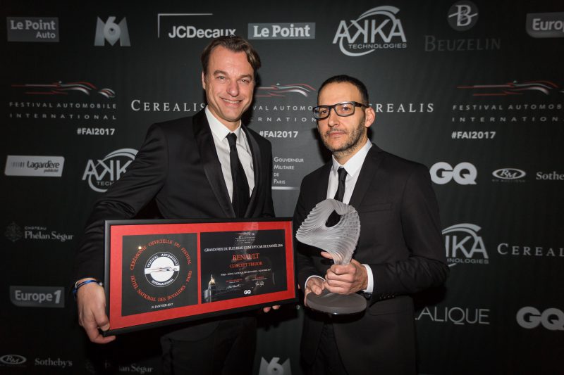 Renault Trezor 2016’nın En Güzel Konsept Otomobili Seçildi