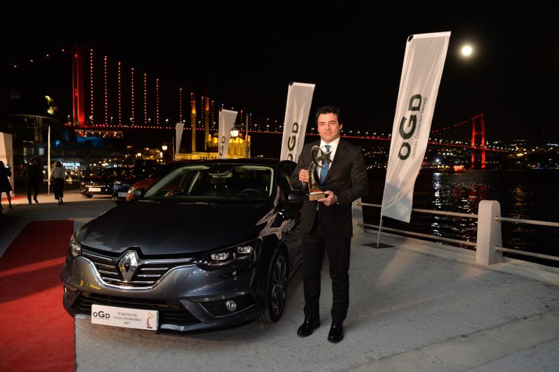 Renault Grubu’ndan 2017’de Rekor Satış Adedi Renault Yeniden Toplam Pazar Lideri Dacia 6. Marka Oldu