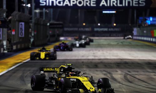 Renault’dan Singapur’da Çifte Puan