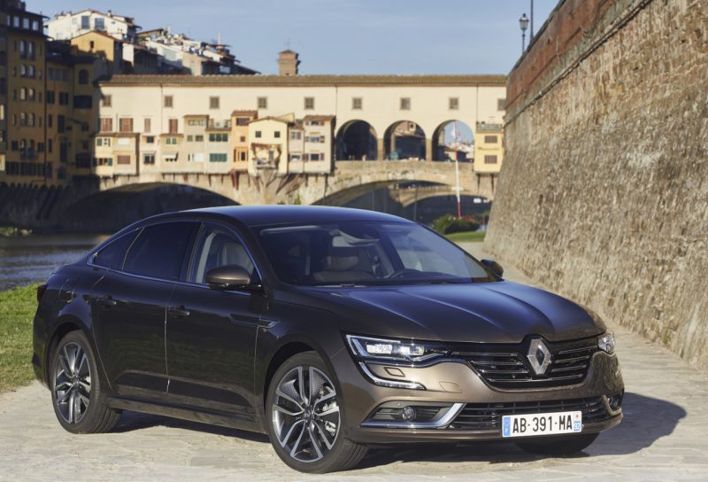 Renault Talisman: Markanın yeni D-segment sedan otomobili