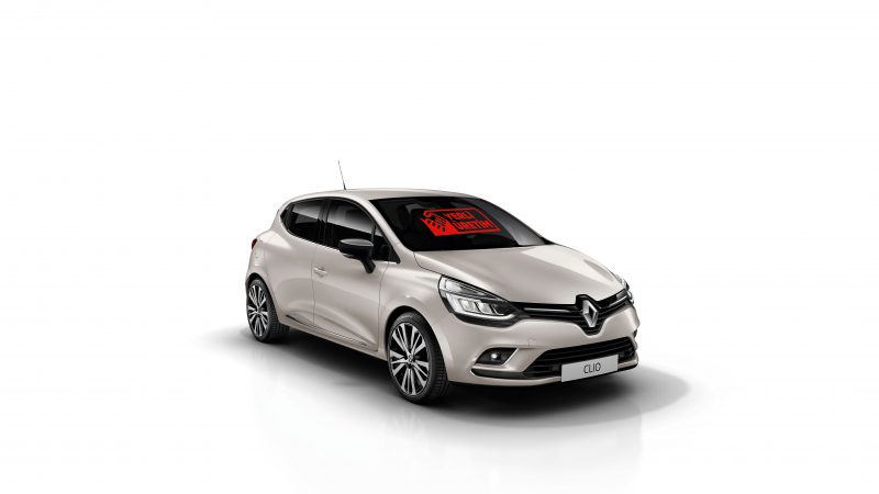 Megane Sedan ve Clio HB “Yerli Üretim” Logosu ile Showroomlarda