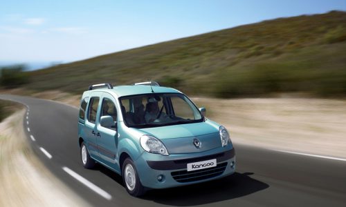 Ekim 2012 – 4 yaş üzeri Renault ve Dacia araçlara “2012’de Servise Gel, 2013’te Öde” kampanyası!