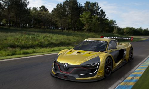 Renault Sport RS 01 Performans için Üretilmiş Göz Alıcı Tasarıma Sahip Bir Yarış Otomobili