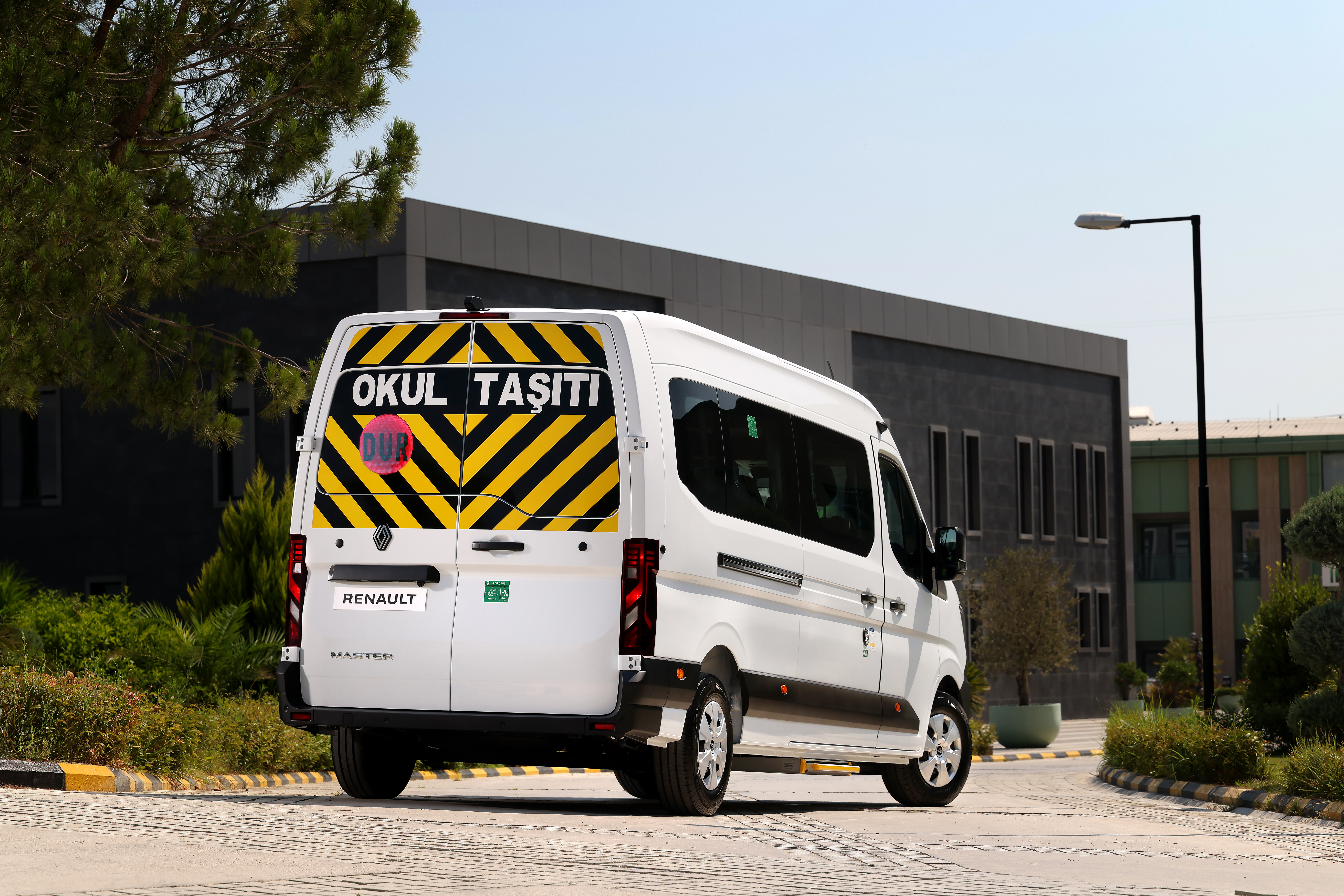 1788503224_Renault_Master_Minib__s__3_
