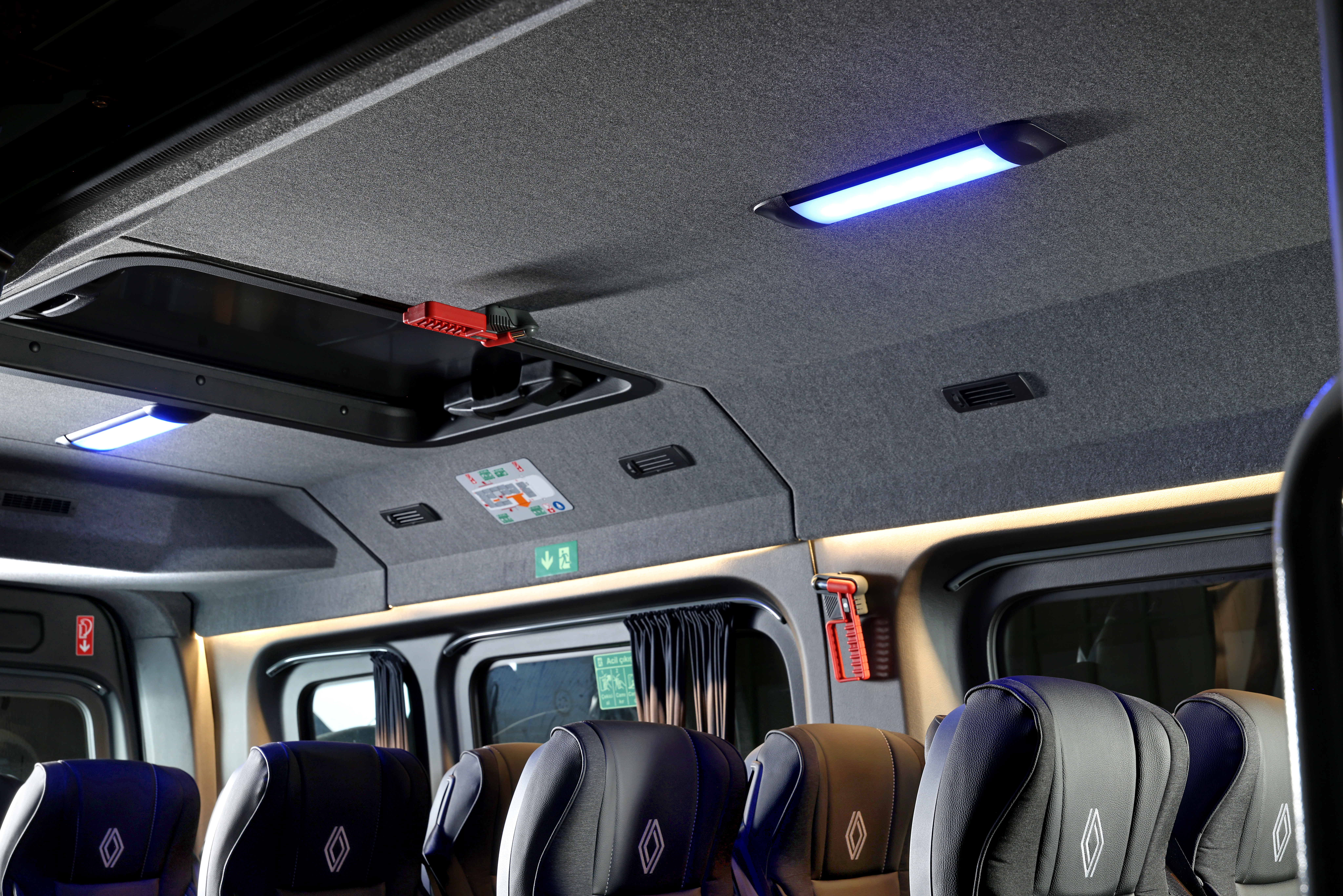 1788503271_Renault_Master_Minib__s__8_